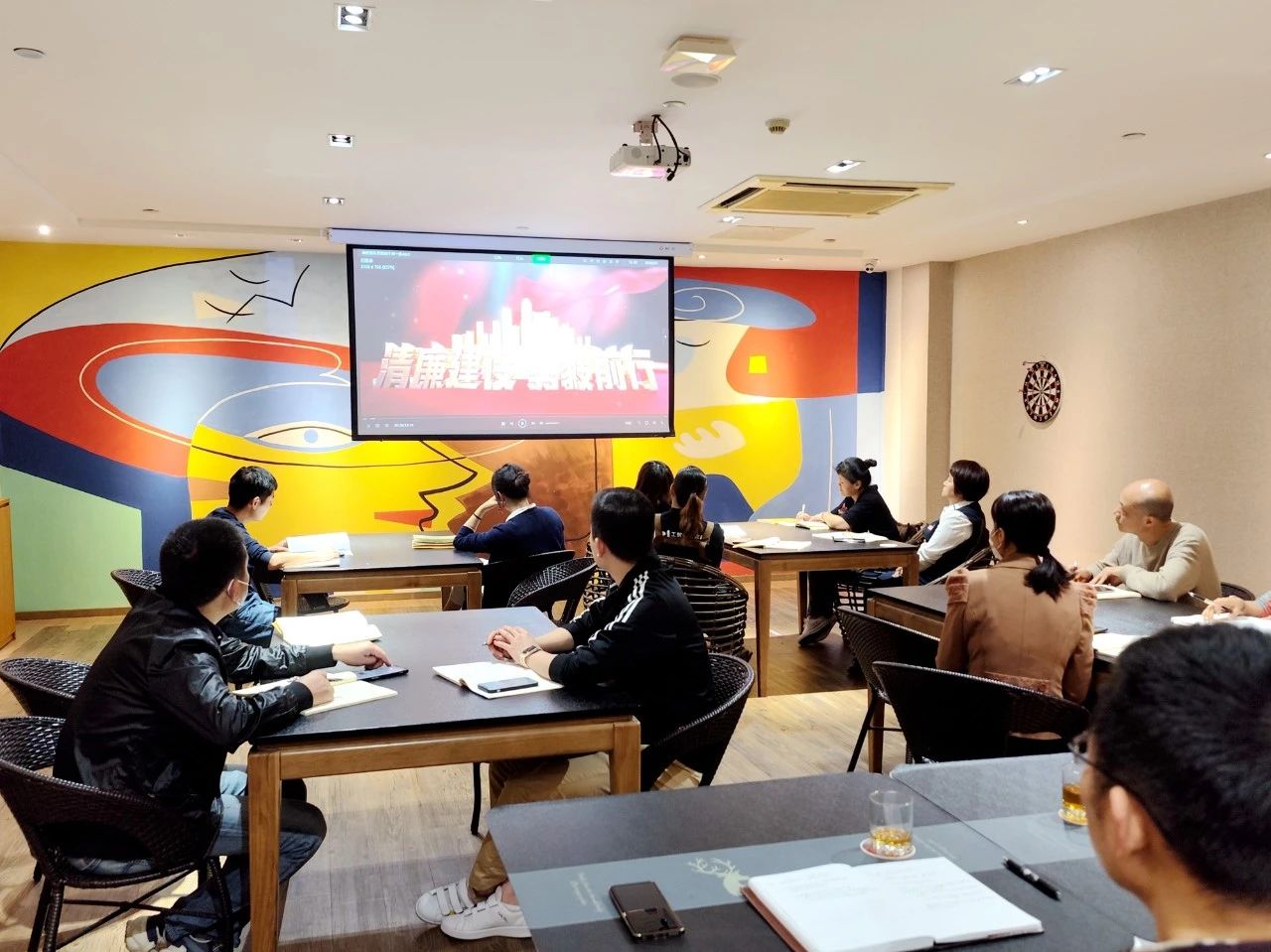 277abc5f82e4c48a4540acaafb6baf3f.jpg 277abc5f82e4c48a4540acaafb6baf3f.jpg