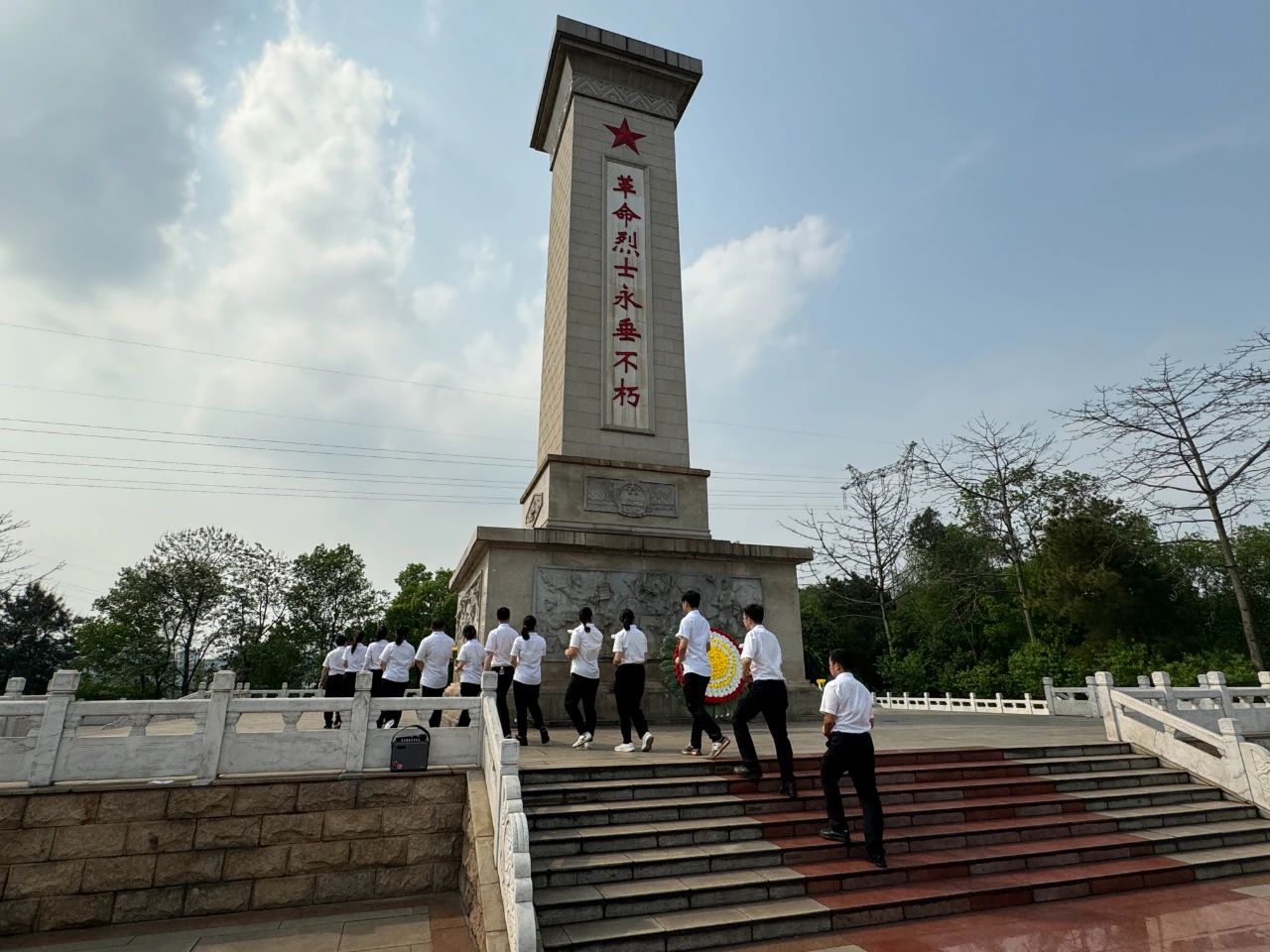 9a1d4e983c831d11a1aaa382bb189245.jpg 9a1d4e983c831d11a1aaa382bb189245.jpg