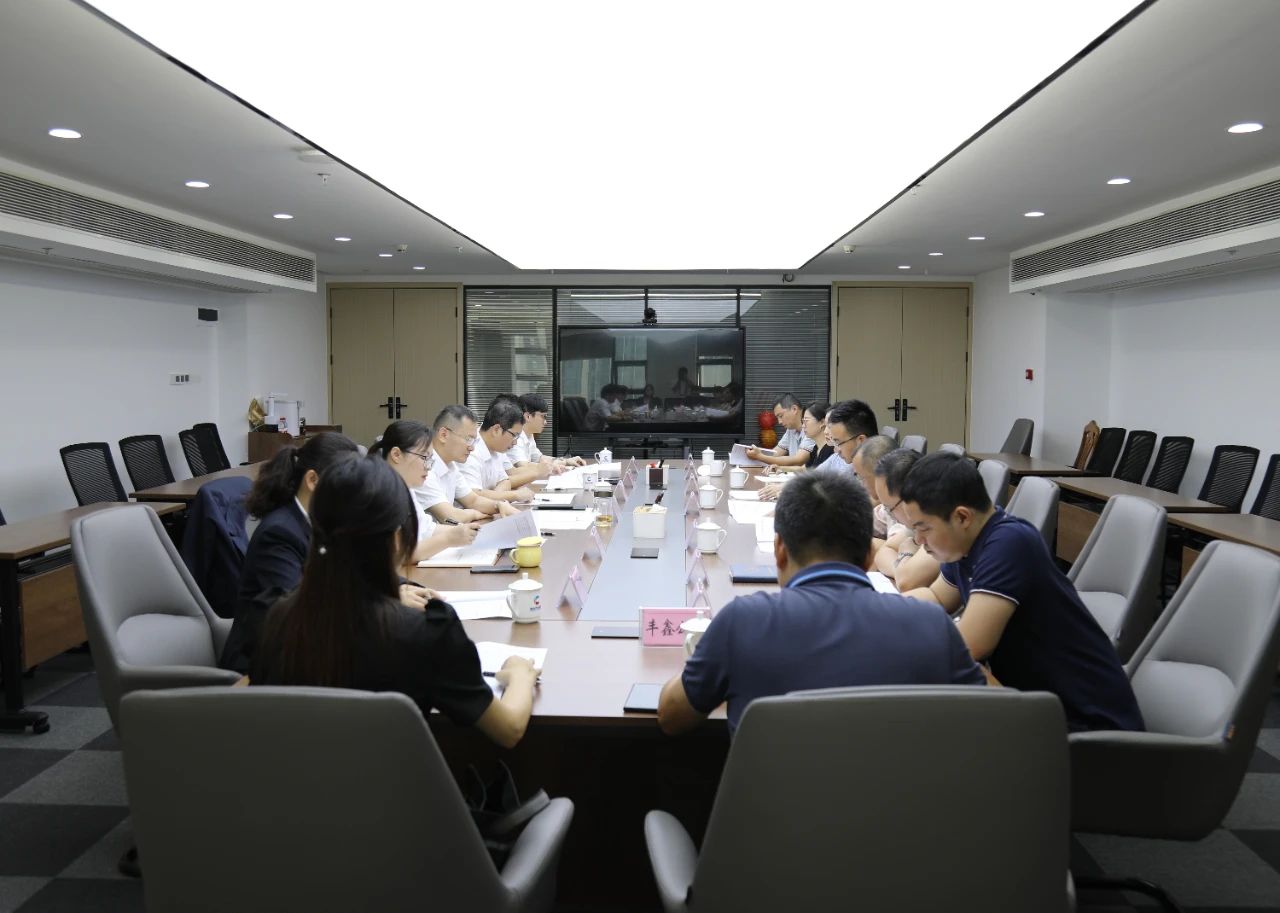 305e33d4f5d0745dad167a0826a31bae.jpg 305e33d4f5d0745dad167a0826a31bae.jpg